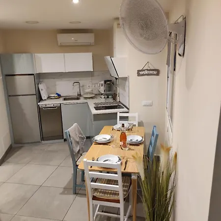 4p Playa Chica 2min Wifi Puerto del Carmen (Lanzarote)